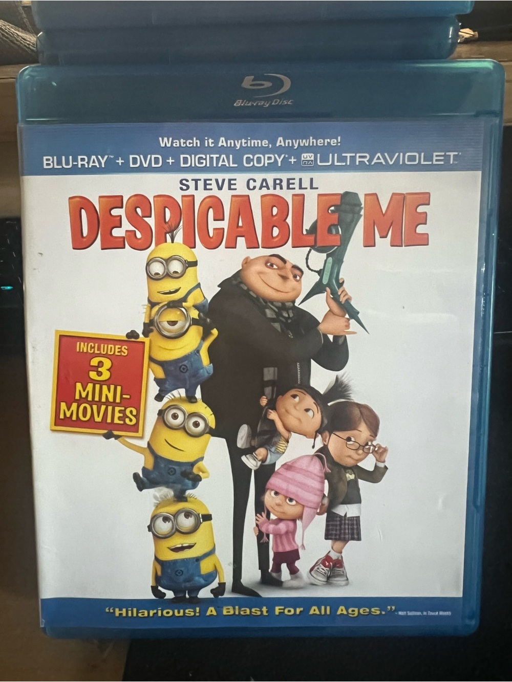 Universal Despicable Me Blu-ray/DVD Combo - Blue, Yellow, Red